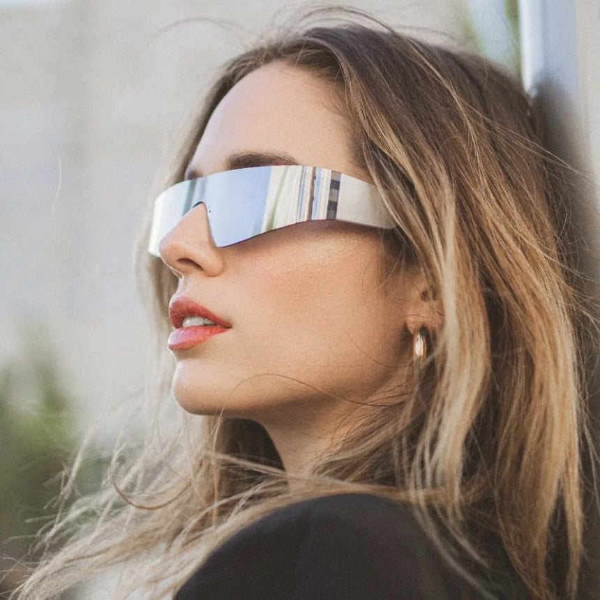 Stylish Women's Sports Sunglasses | Honeybee77