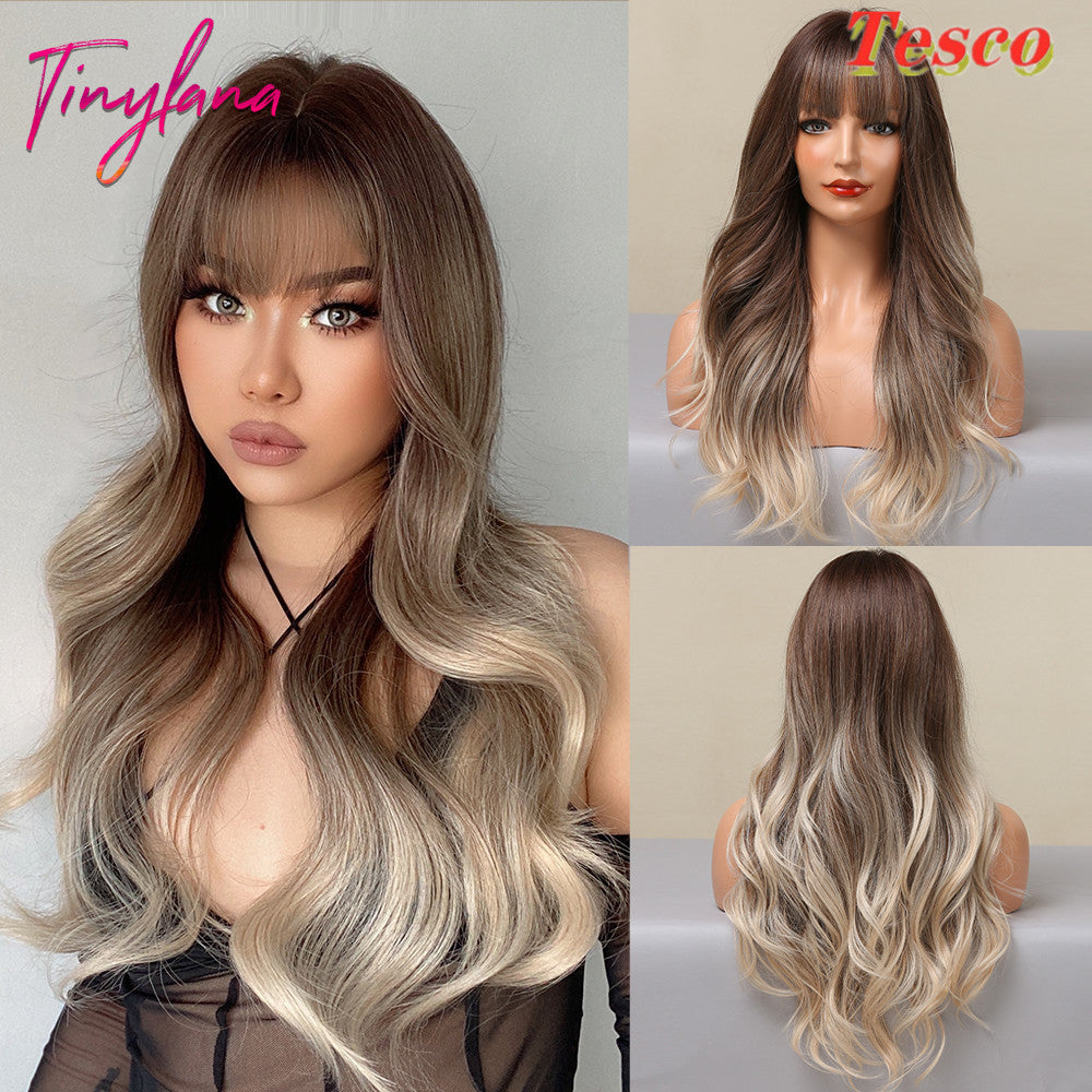 Women Wear Wavy Wigs - Stylish & Natural Look | Honeybee77