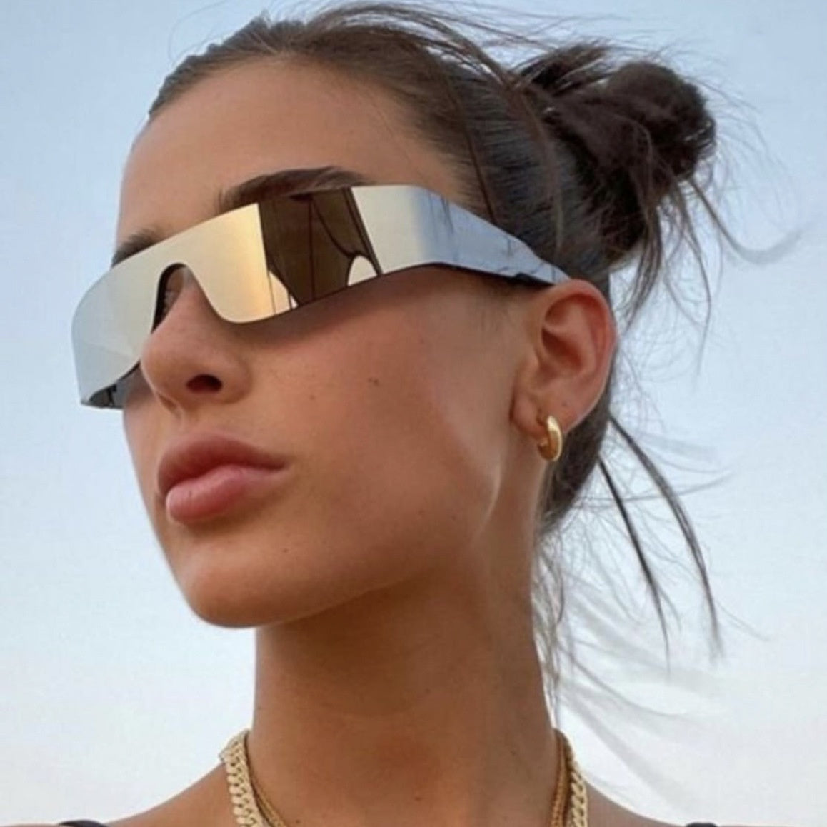 Stylish Women's Sports Sunglasses | Honeybee77